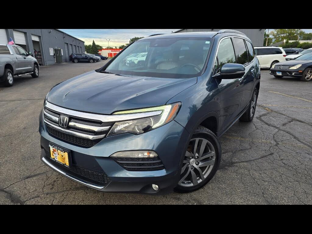 2017 HONDA Pilot