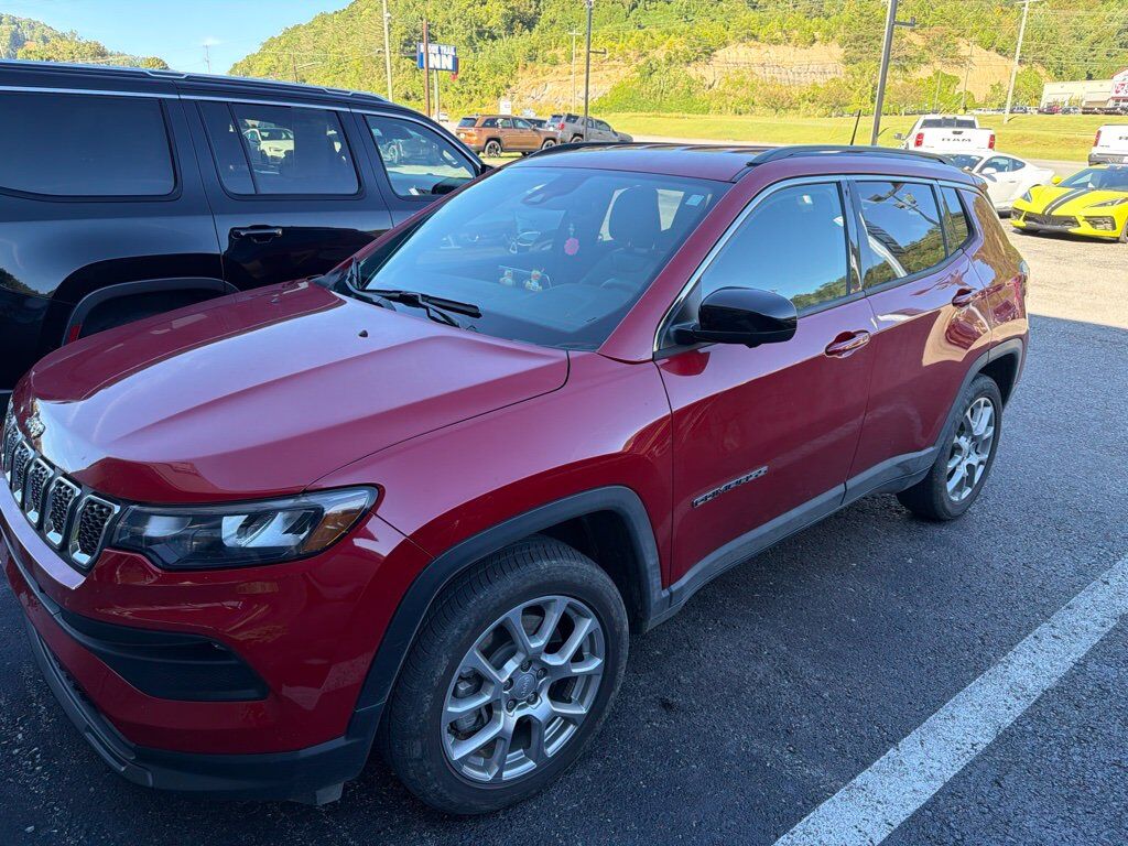 2023 JEEP Compass