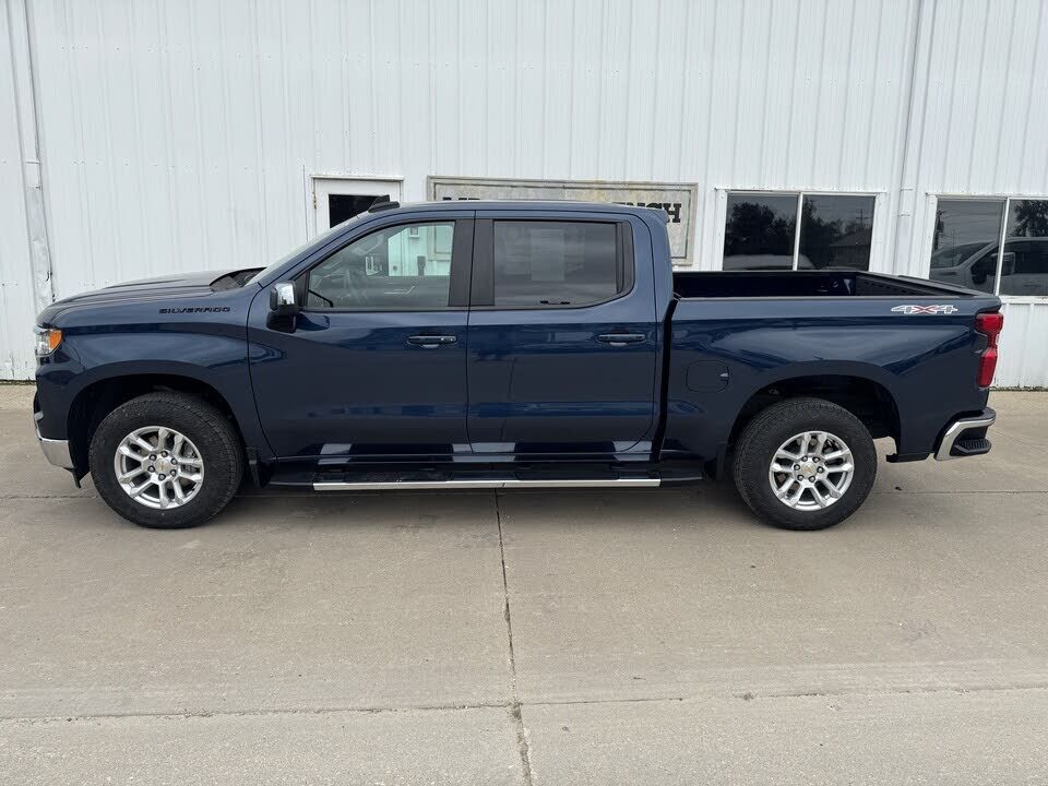 2023 CHEVROLET Silverado