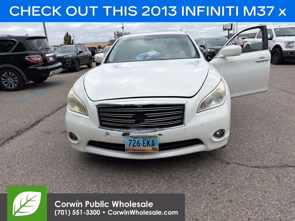 2013 INFINITI M37
