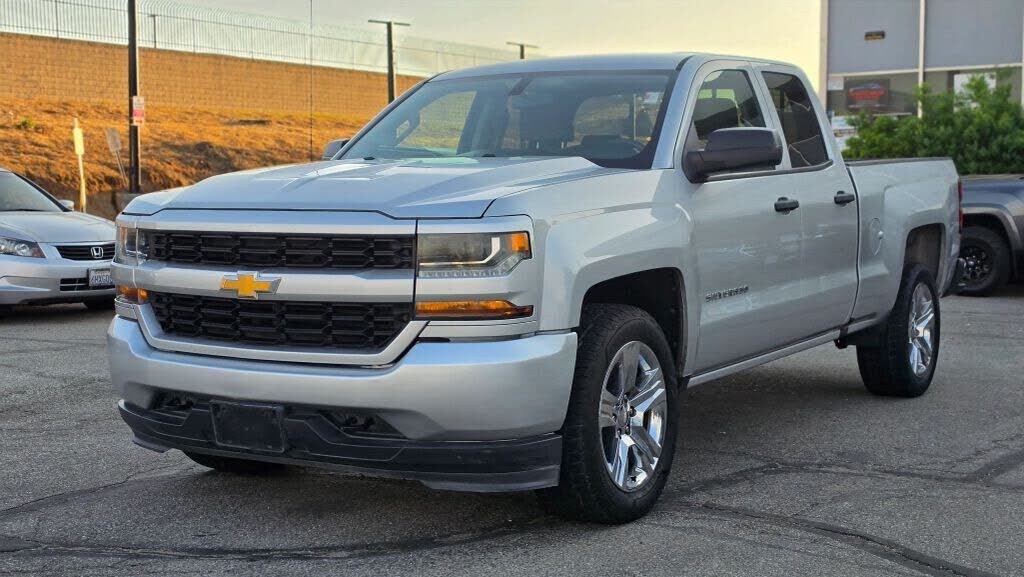 2017 CHEVROLET Silverado