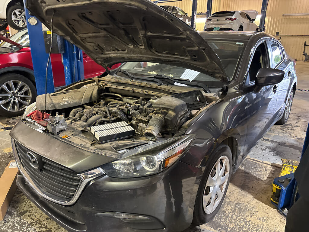 2017 MAZDA Mazda3