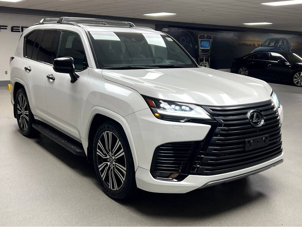 2023 LEXUS LX