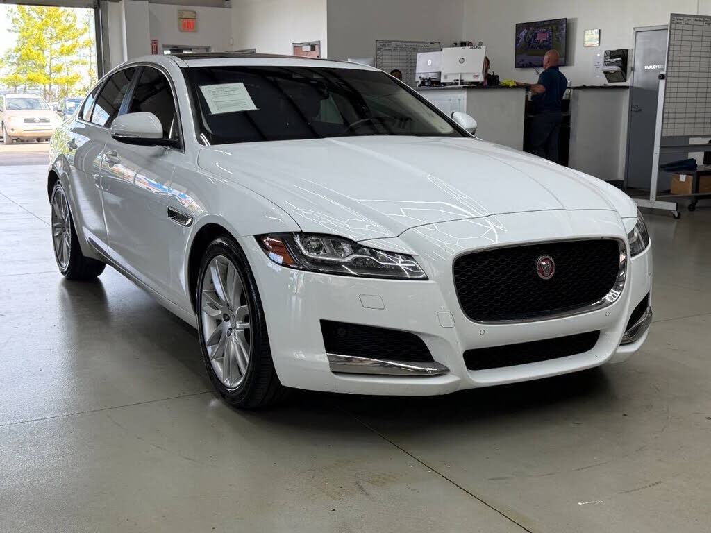 2016 JAGUAR XF