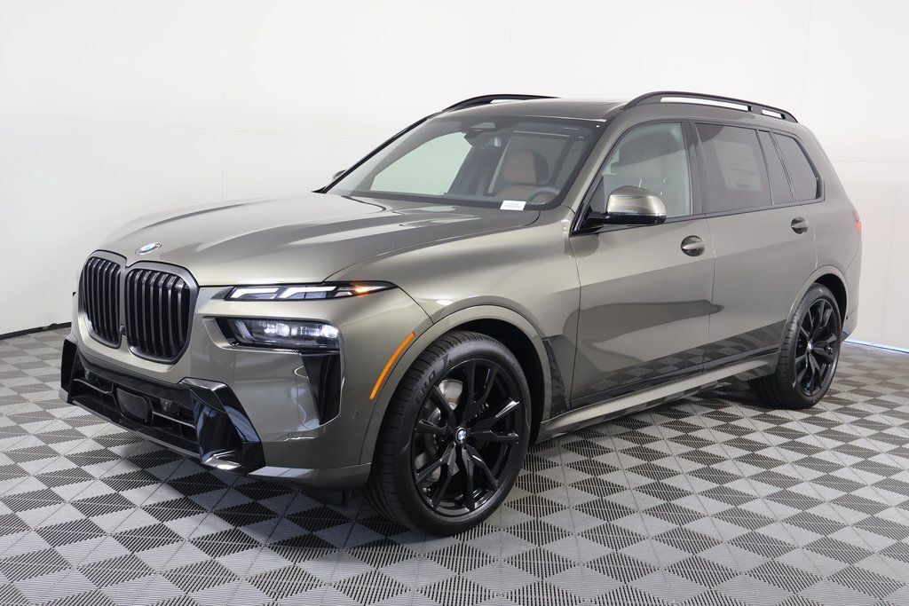 2027 BMW X7