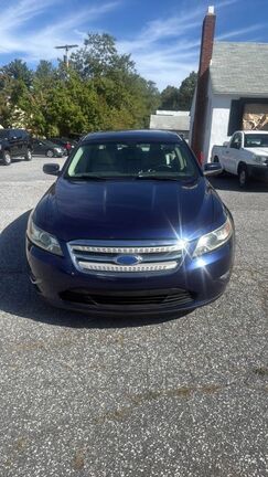 2011 FORD Taurus