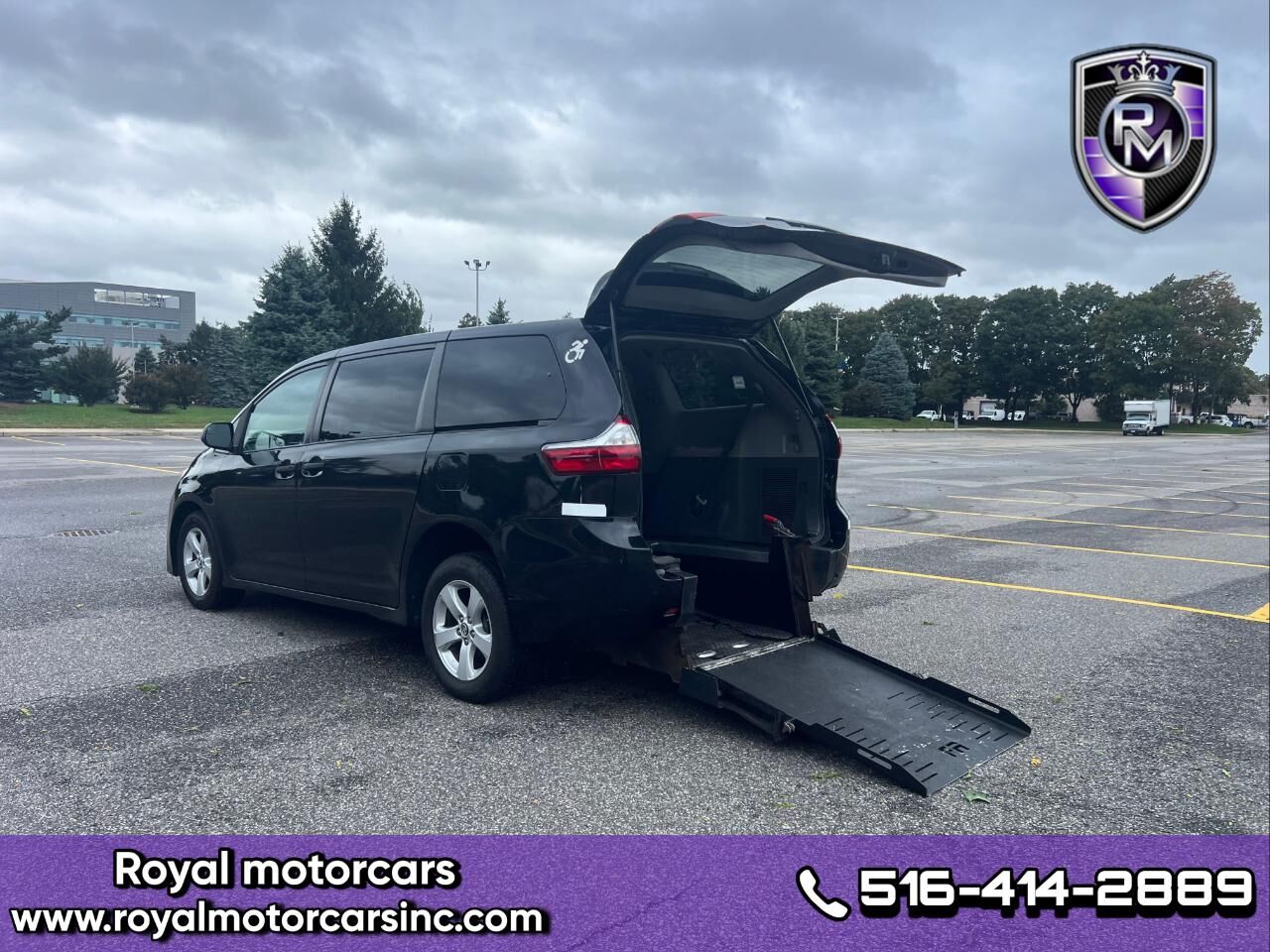 2020 TOYOTA Sienna