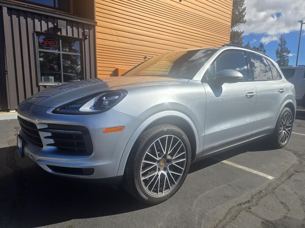 2021 PORSCHE Cayenne