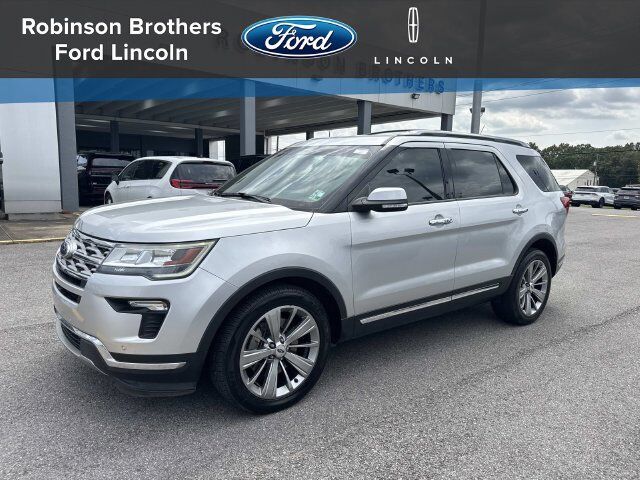 2018 FORD Explorer
