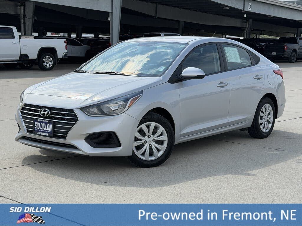 2022 HYUNDAI Accent