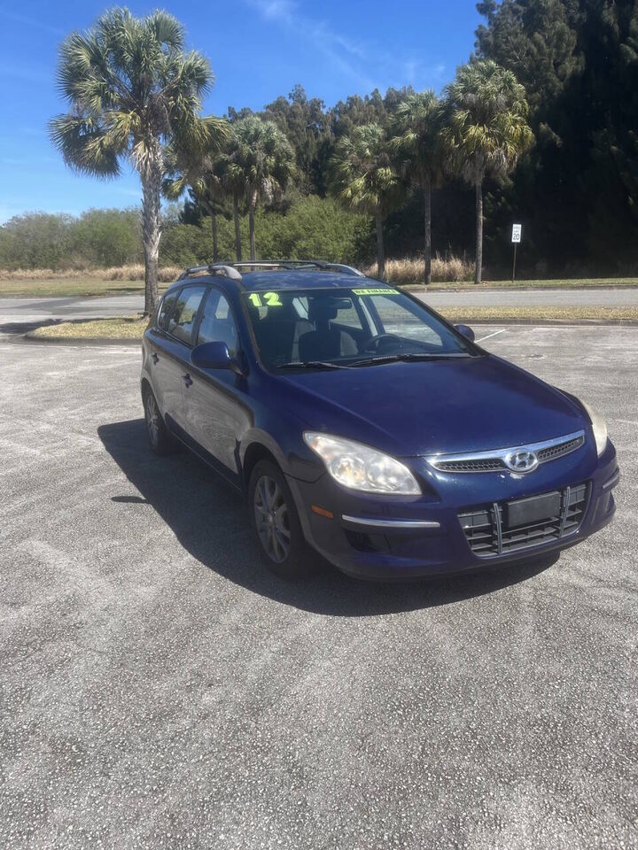 2012 HYUNDAI Elantra