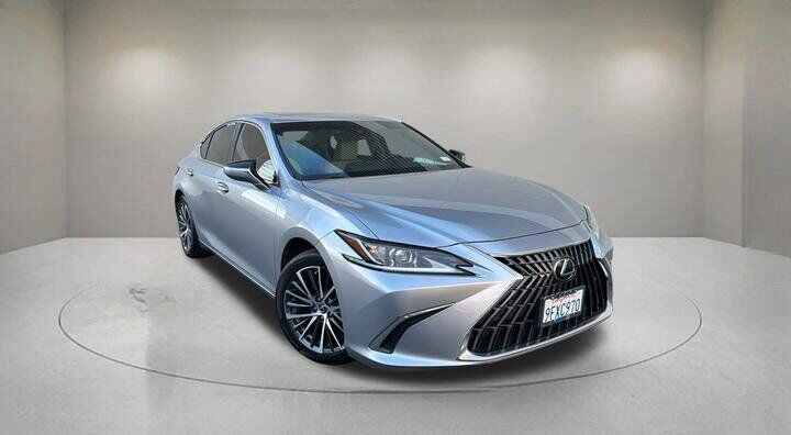 2023 LEXUS ES