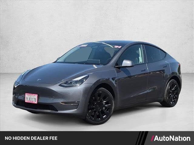2024 TESLA Model Y