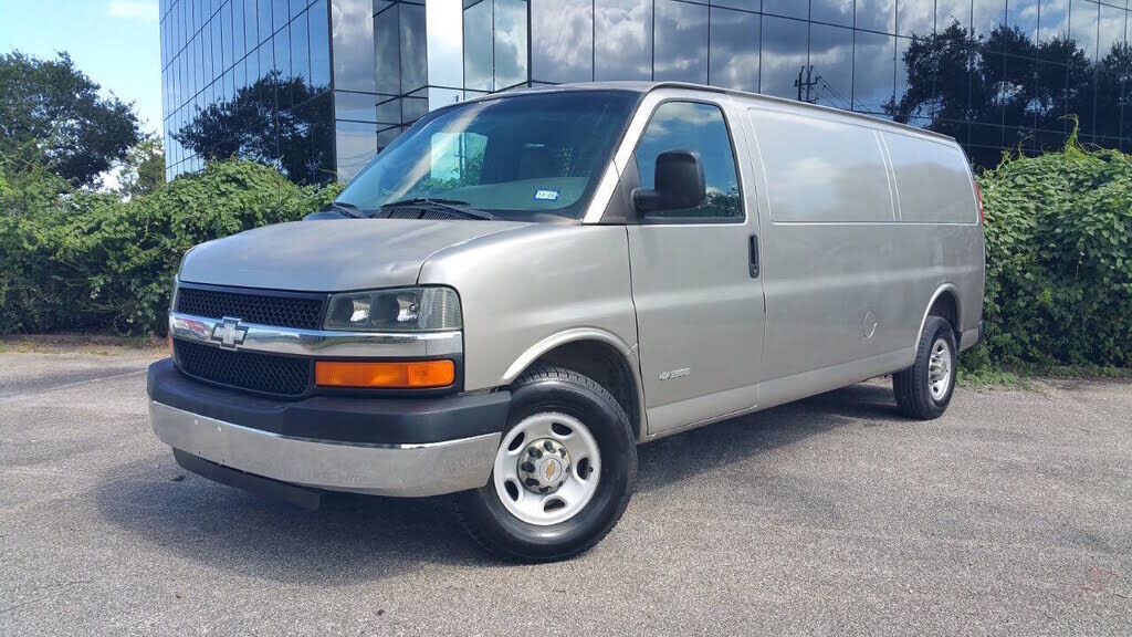 2004 CHEVROLET Express
