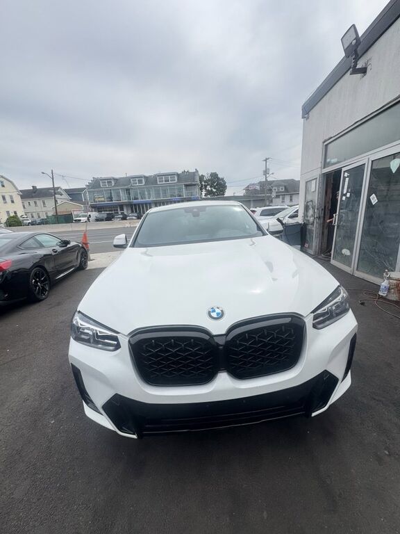 2022 BMW X4