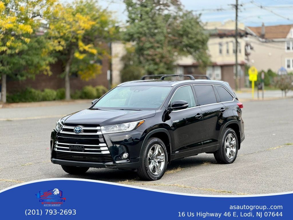 2018 TOYOTA Highlander