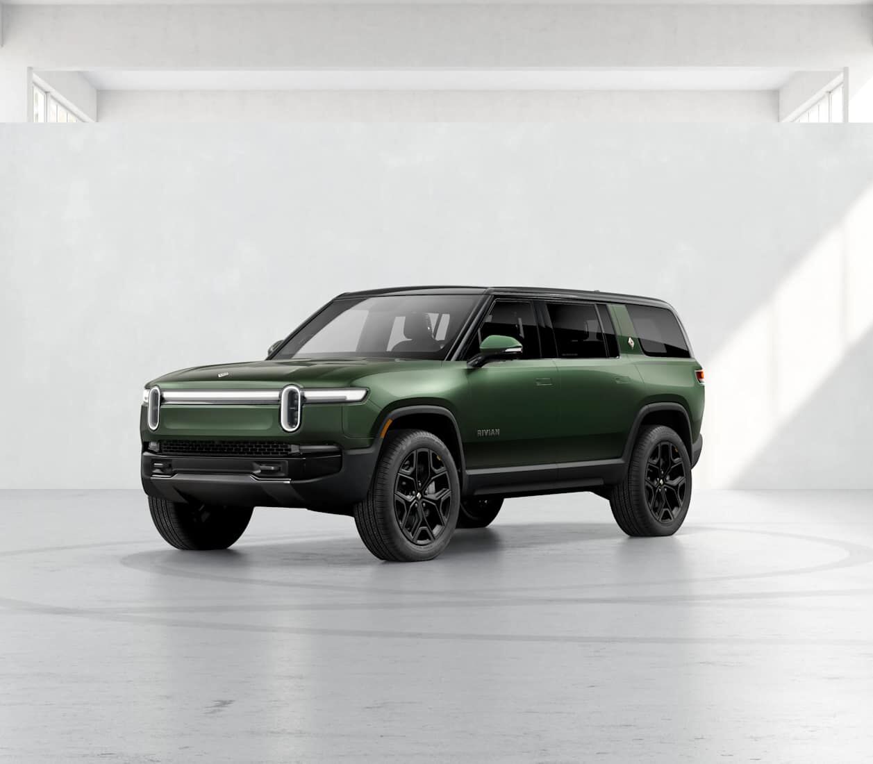 2025 RIVIAN R1S