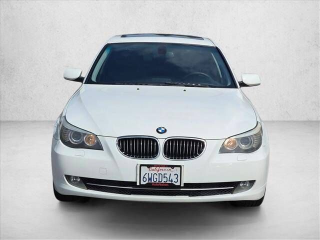 2009 BMW 528i
