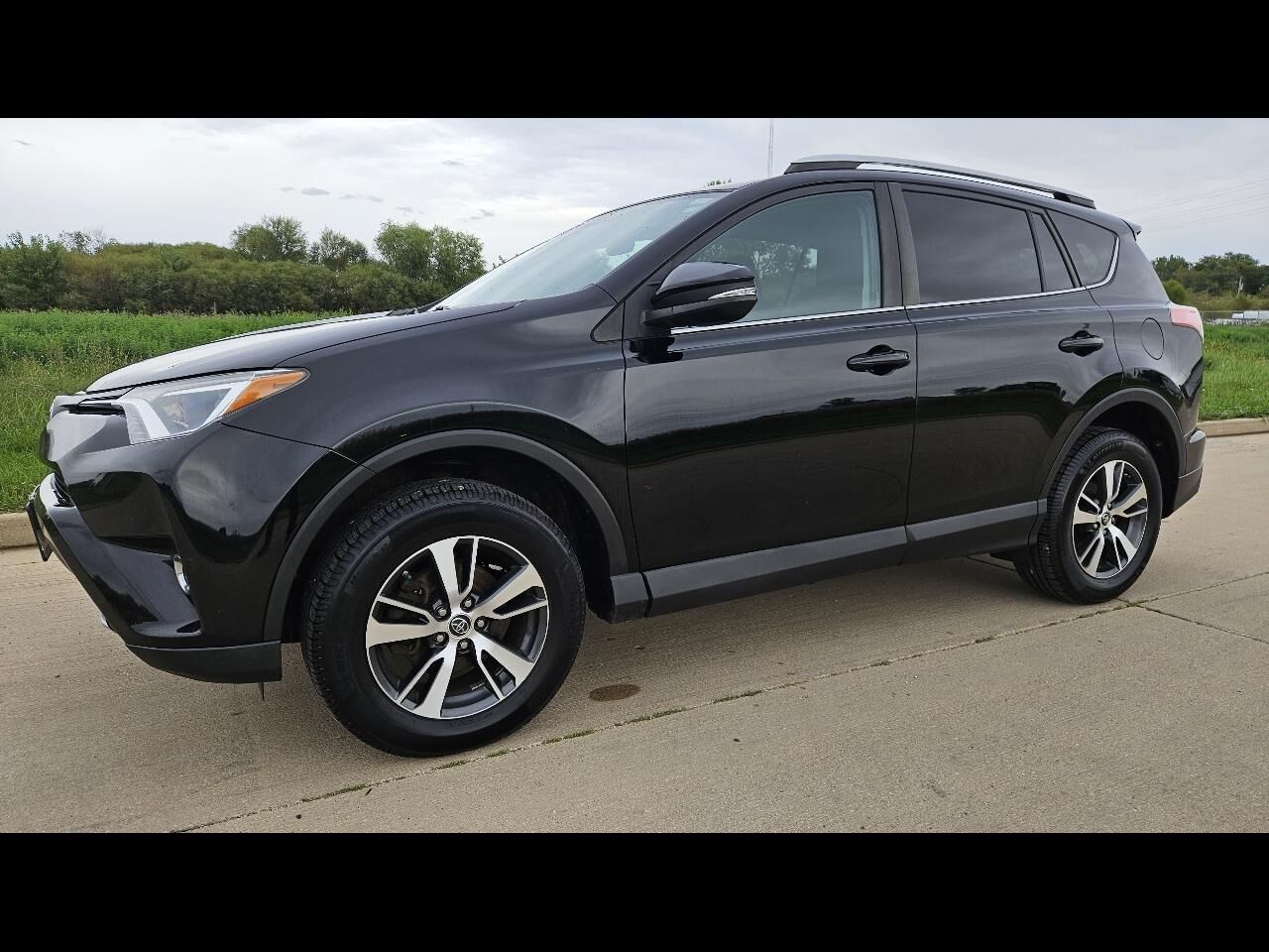 2016 TOYOTA RAV4