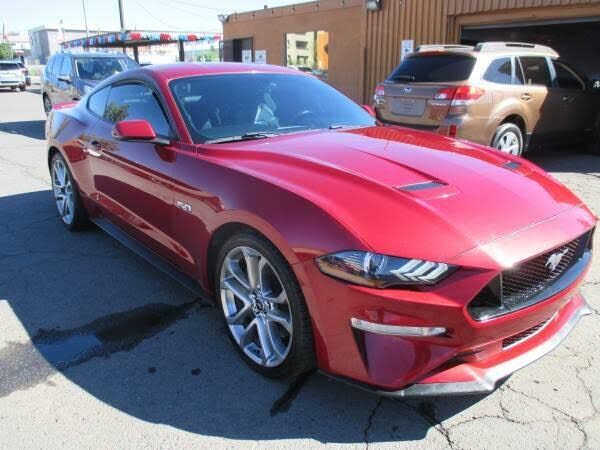 2019 FORD Mustang