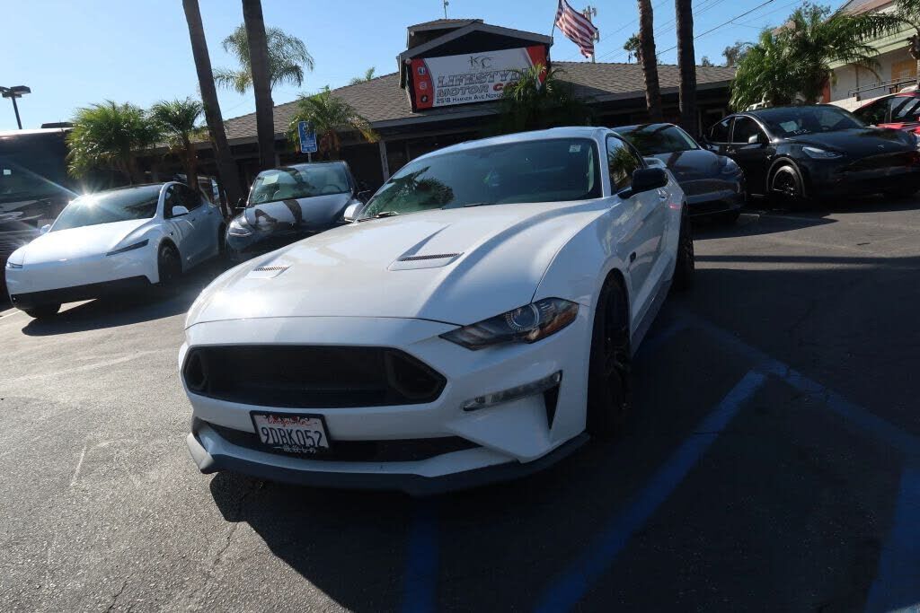 2018 FORD Mustang
