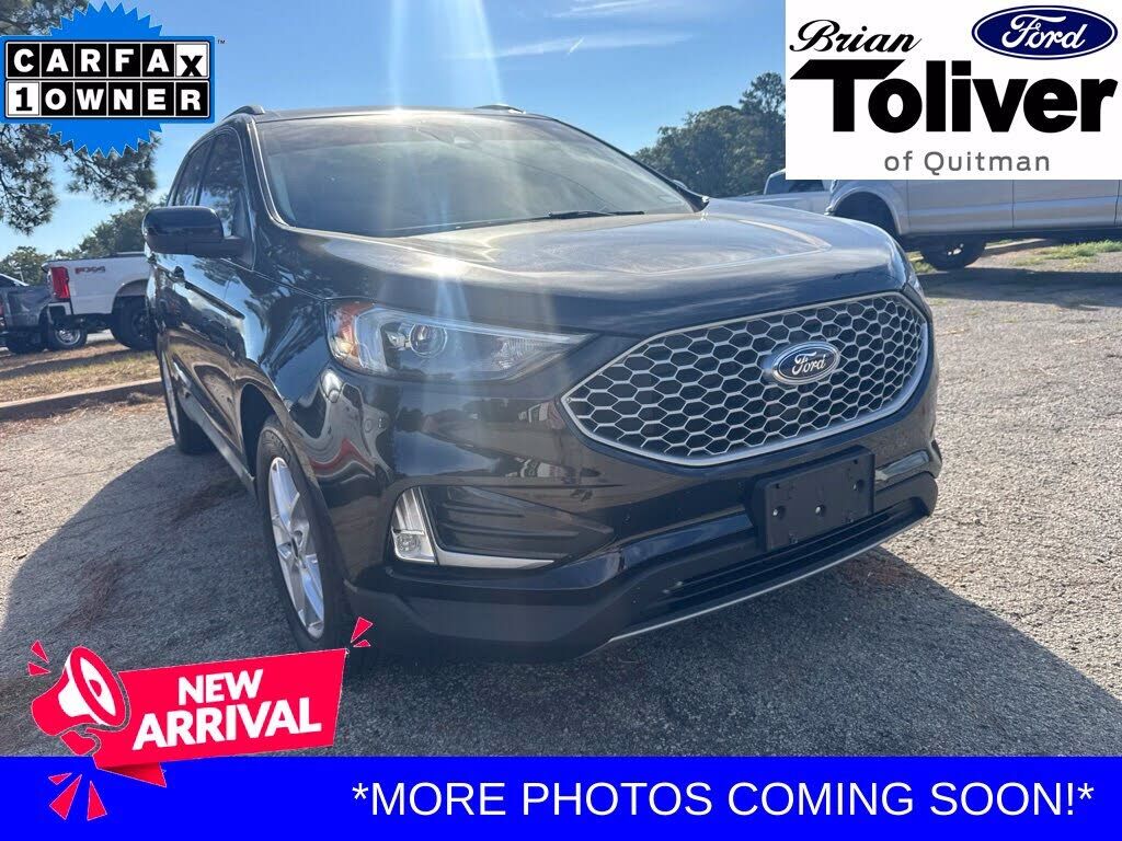 2023 FORD Edge
