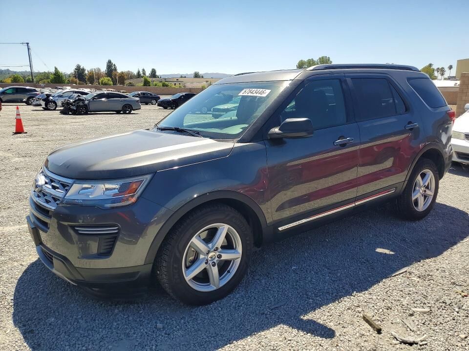 2019 FORD Explorer