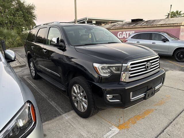 2020 TOYOTA Sequoia
