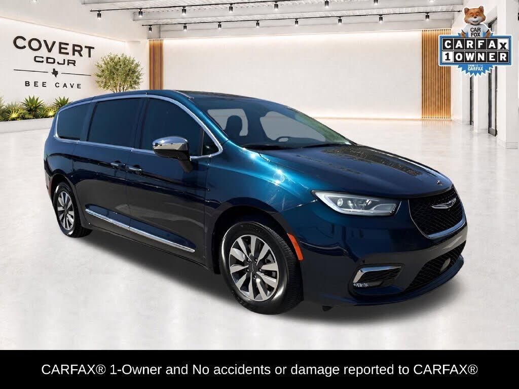 2023 CHRYSLER Pacifica
