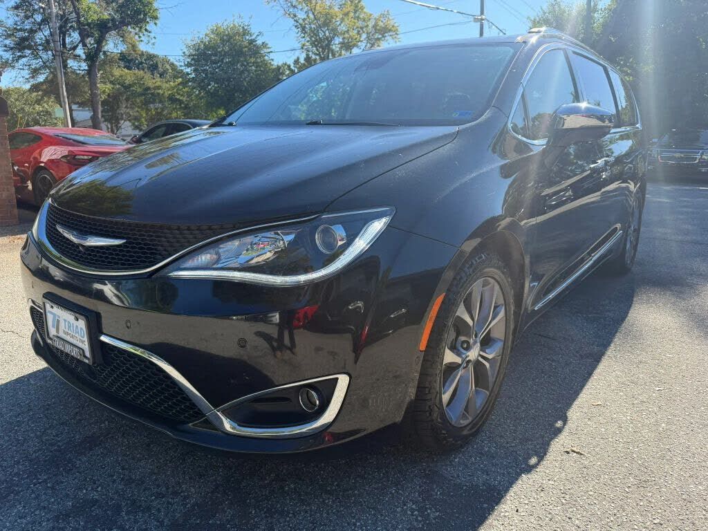 2018 CHRYSLER Pacifica