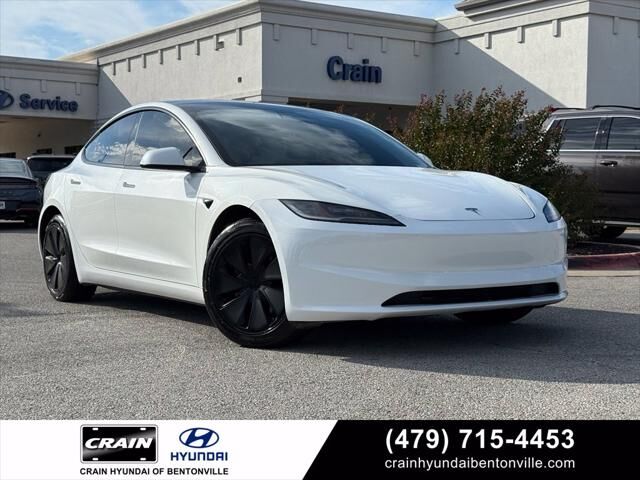 2025 TESLA Model 3