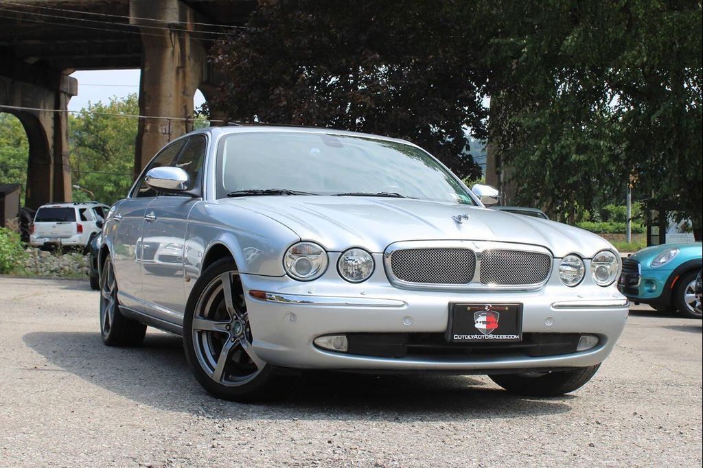 2007 JAGUAR XJ