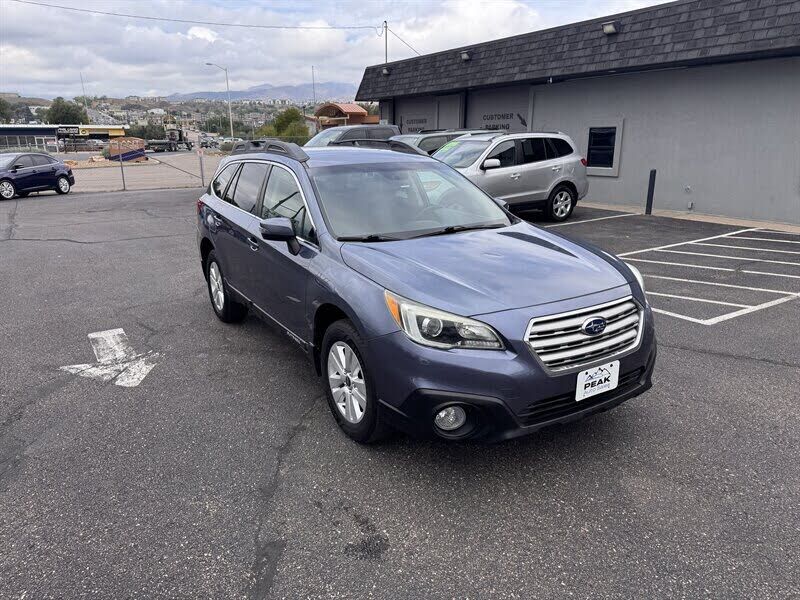 2016 SUBARU Outback