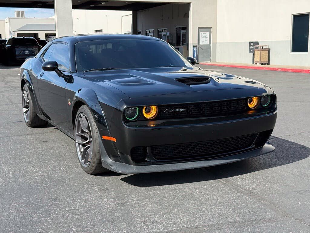 2020 DODGE Challenger