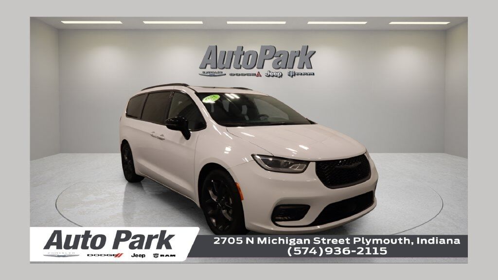 2025 CHRYSLER Pacifica