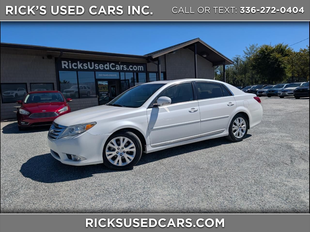 2011 TOYOTA Avalon