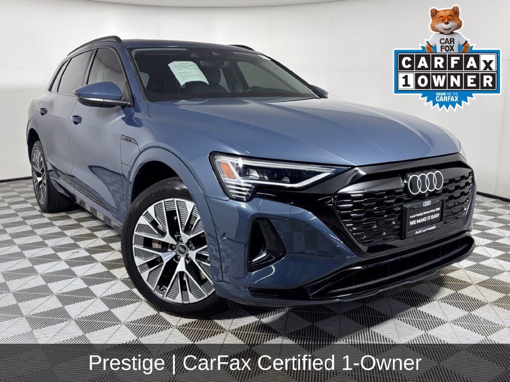 2024 AUDI Q8