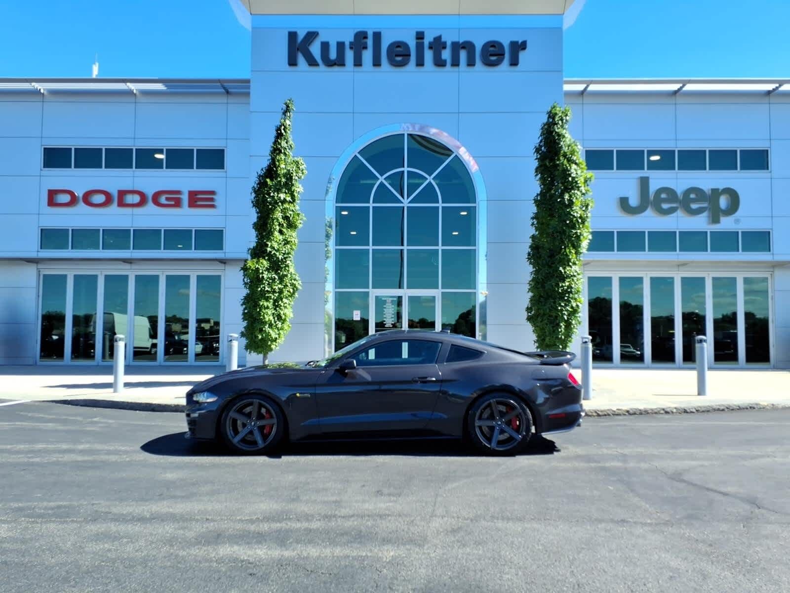 2022 FORD Mustang