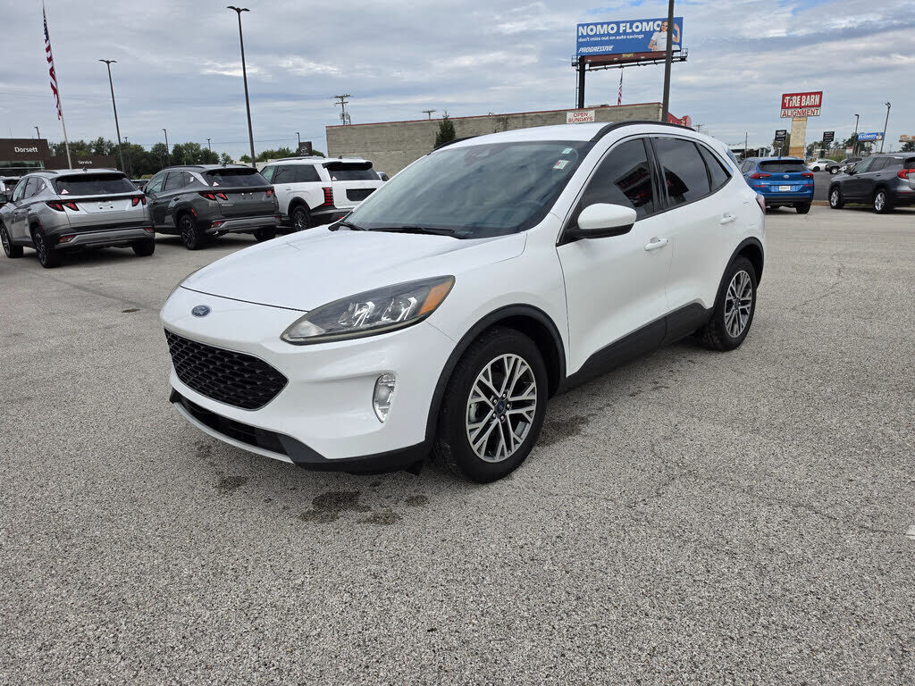 2020 FORD Escape