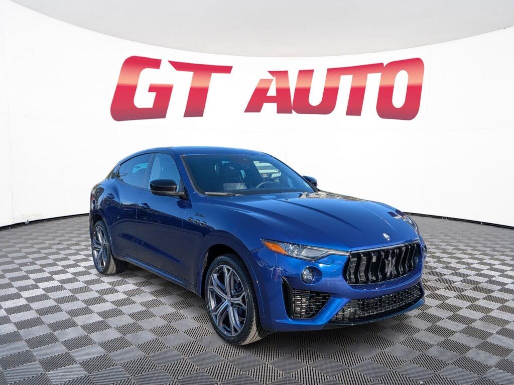 2022 MASERATI Levante