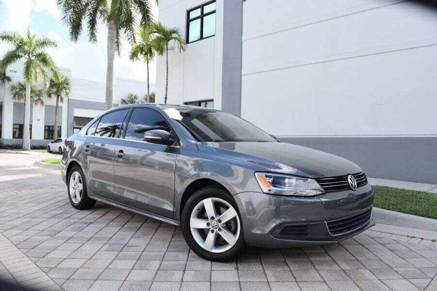 2014 VOLKSWAGEN Jetta