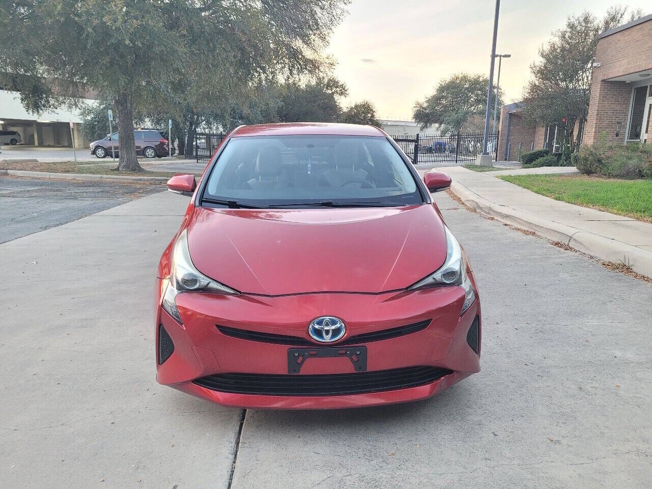 2016 TOYOTA PRIUS