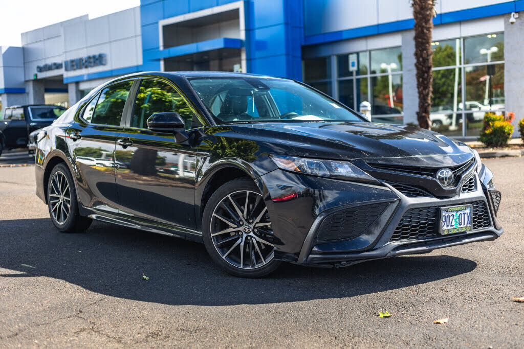2021 TOYOTA Camry