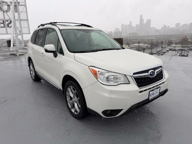 2016 SUBARU Forester