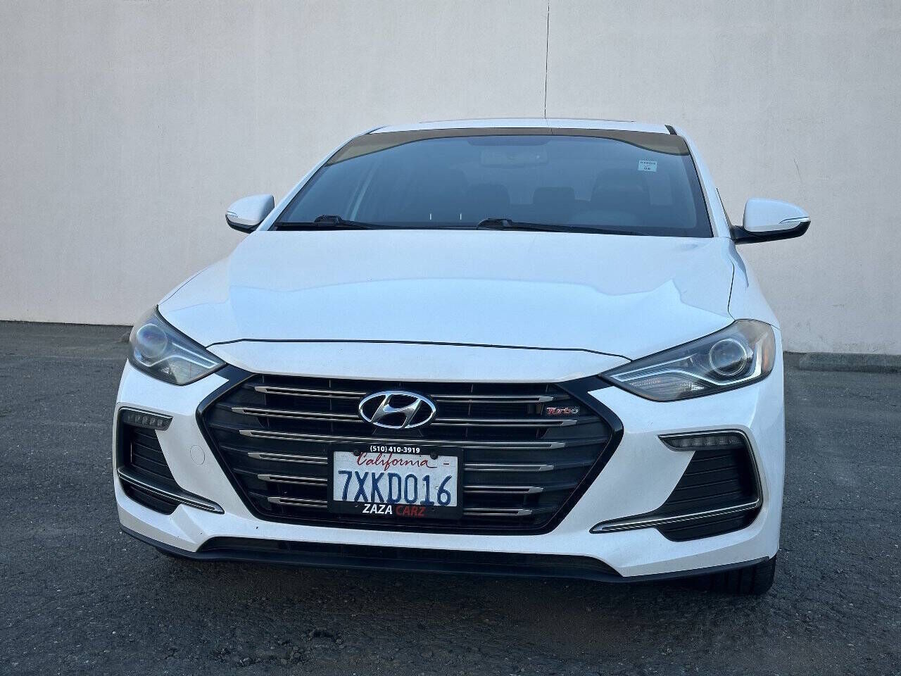 2017 HYUNDAI Elantra