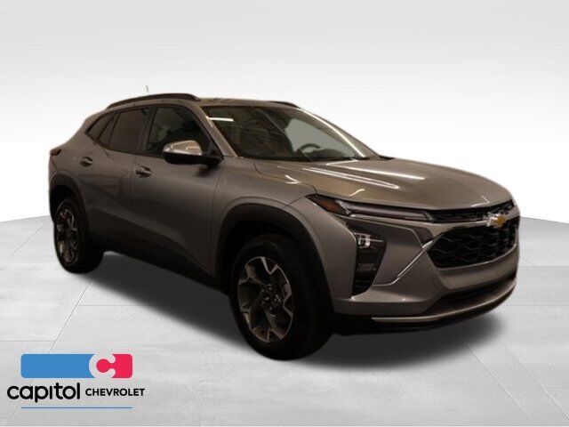 2025 CHEVROLET Trax