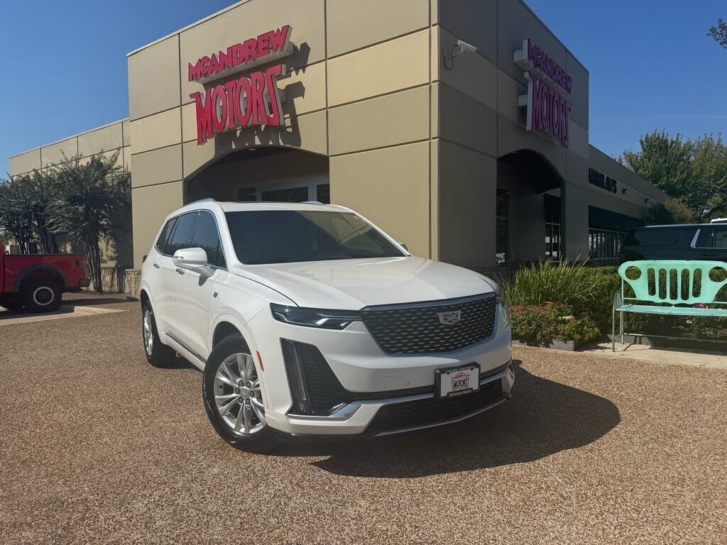 2025 CADILLAC XT6