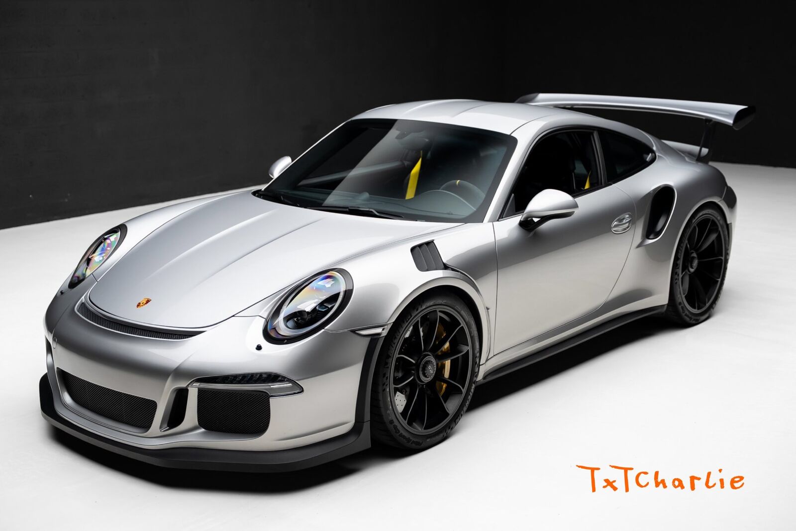 2016 PORSCHE 911