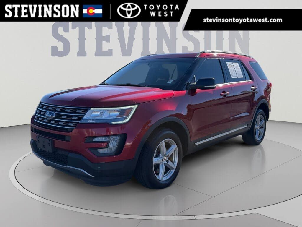 2017 FORD Explorer