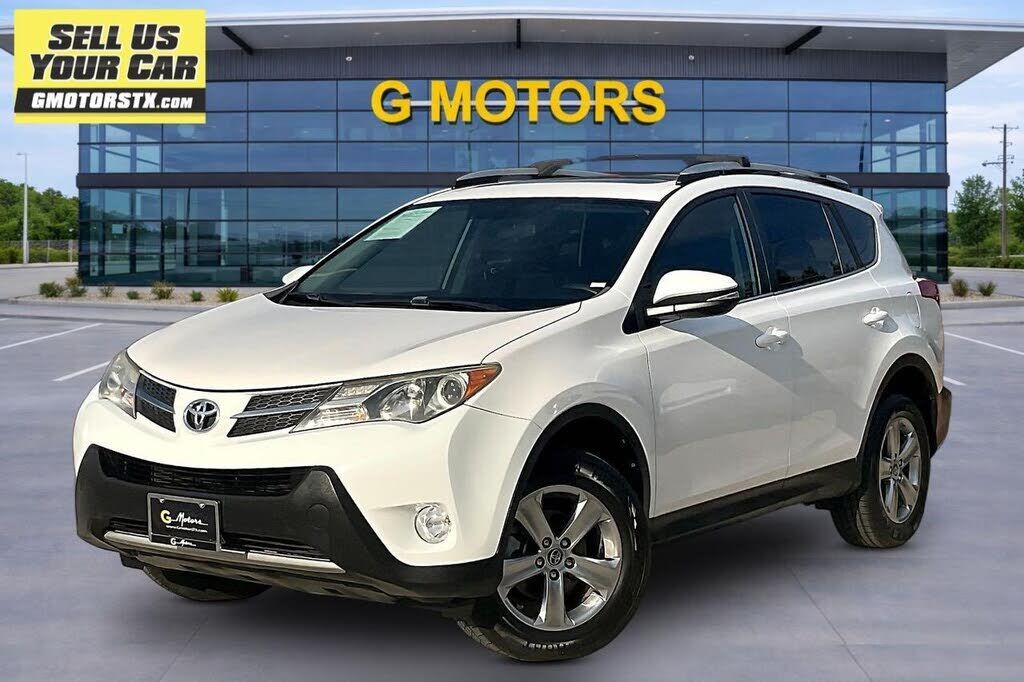 2015 TOYOTA RAV4